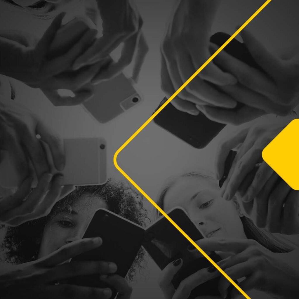 Social media community management services
